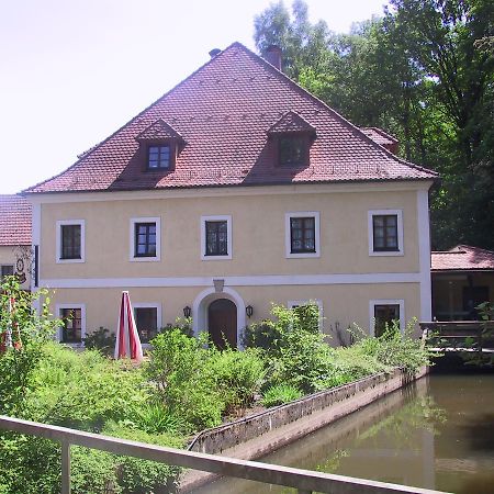 Landhotel Kahrmuehle Pressath Экстерьер фото