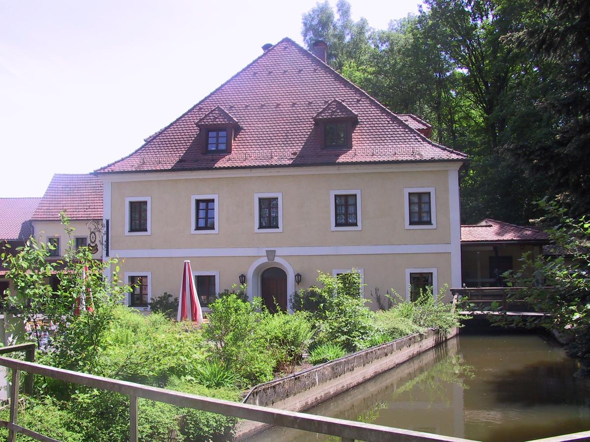 Landhotel Kahrmuehle Pressath Экстерьер фото