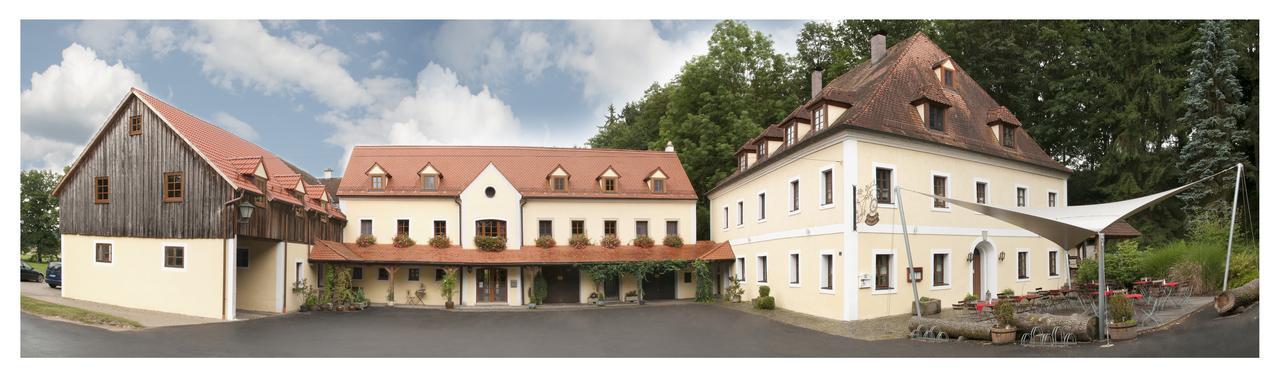 Landhotel Kahrmuehle Pressath Экстерьер фото
